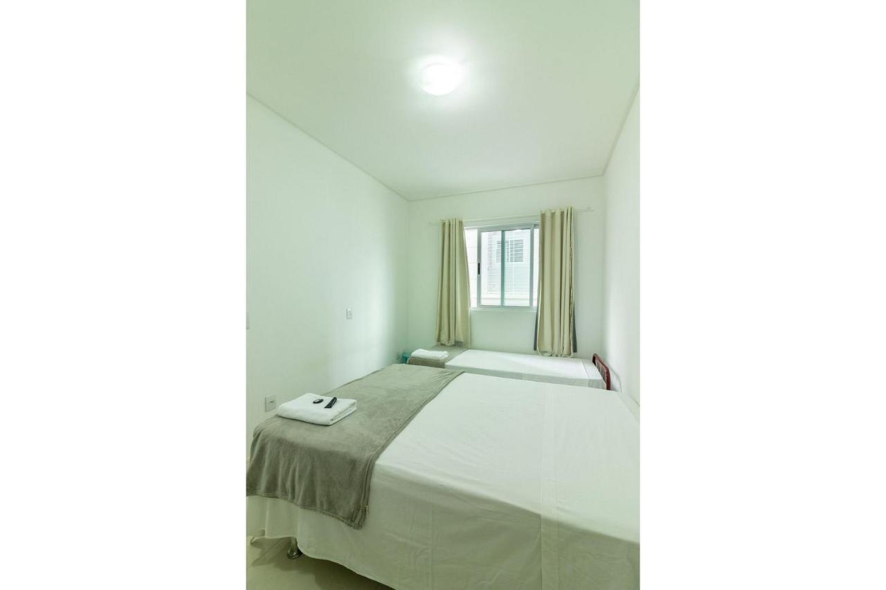 Apartmán Curtindo Meia Praia Das Alturas Itapema Exteriér fotografie